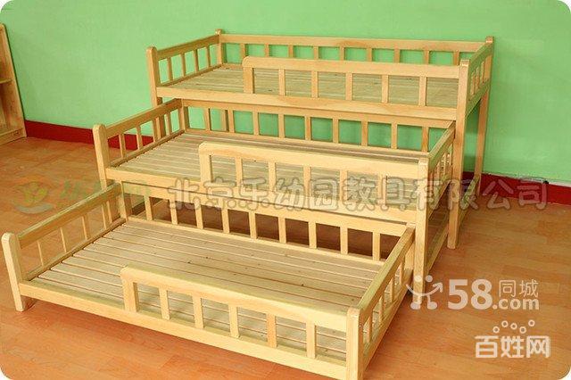 河南幼儿园儿童家具厂,专业生产幼儿园实木床,桌椅等的图片