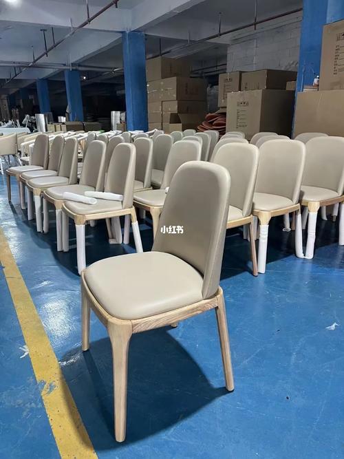 餐饮家具生产工厂车间桌椅板凳随手拍